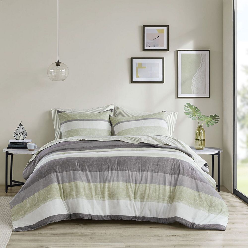 

Комплект одеяла в полоску Madison Park Essentials Deacon Modern с простынями, цвет Green Gray