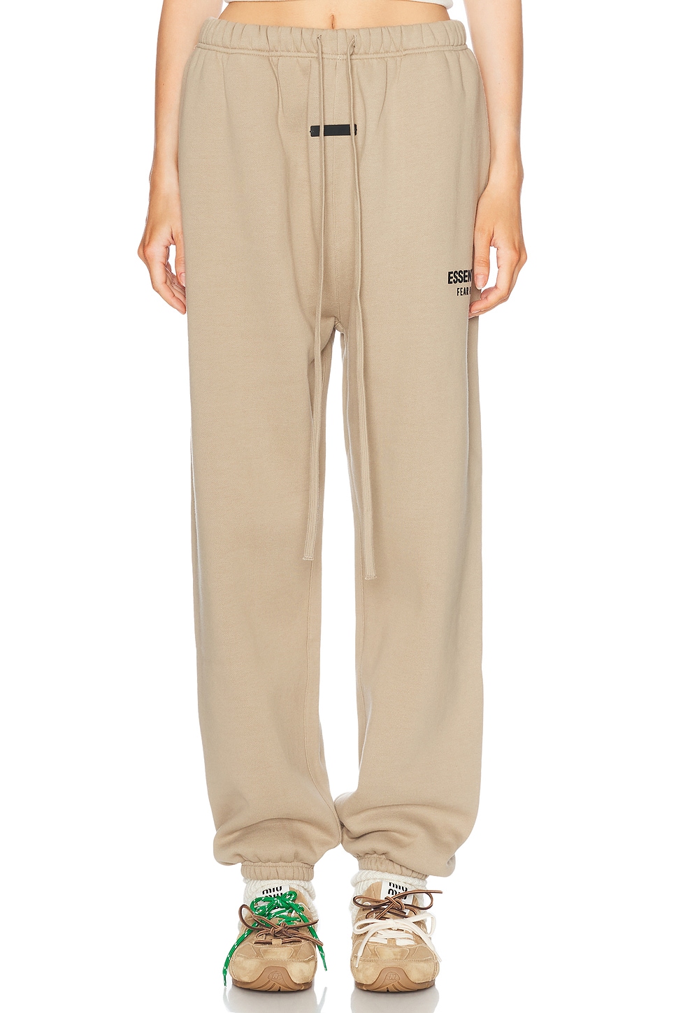 

Флисовые спортивные брюки Jogger Fear Of God Essentials, Desert Sand