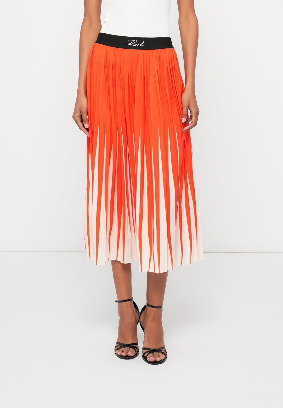 

Юбка KARL LAGERFELD COMMERCIAL PLEATED SKIRT, Tangerine Tango/Orange