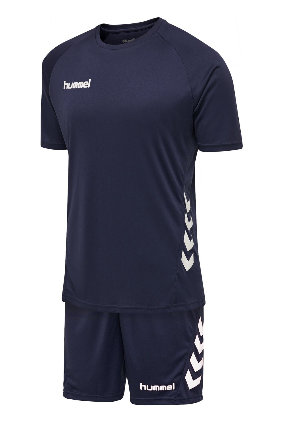 

Короткие спортивные штаны Hummel, цвет marine