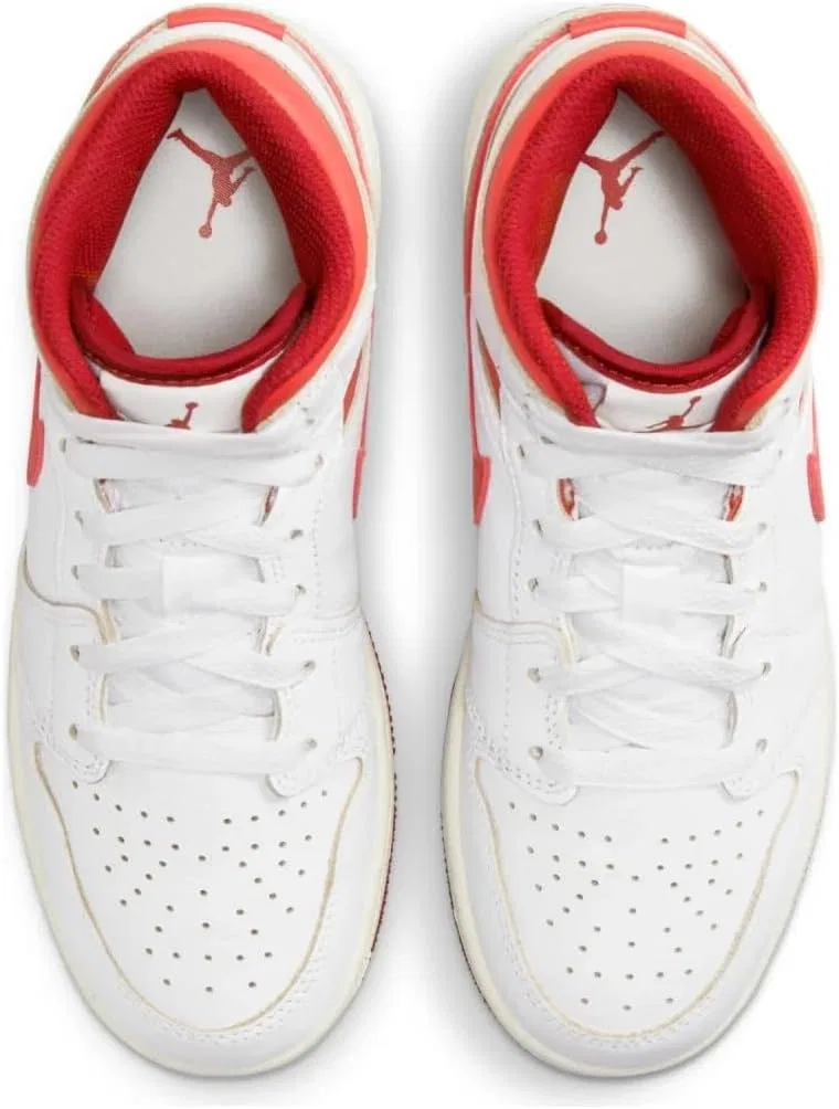 Кроссовки Nike Air Jordan 1 Mid Se, белые/коралловые/красные/песочные — фото 2