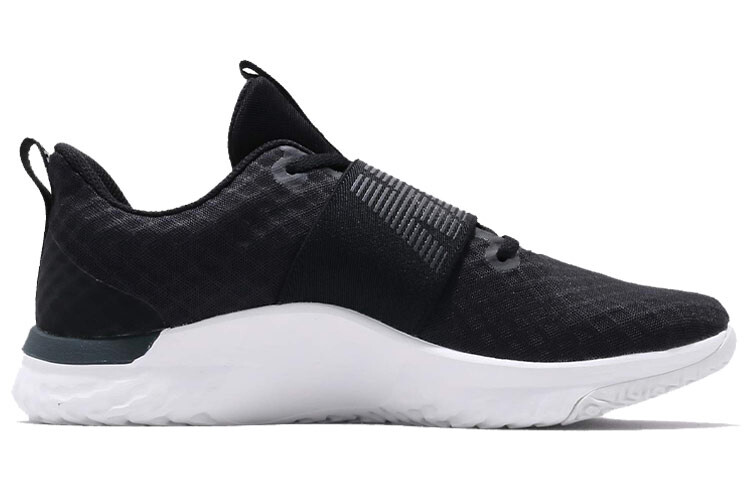 Сезонные кроссовки Nike для женщин