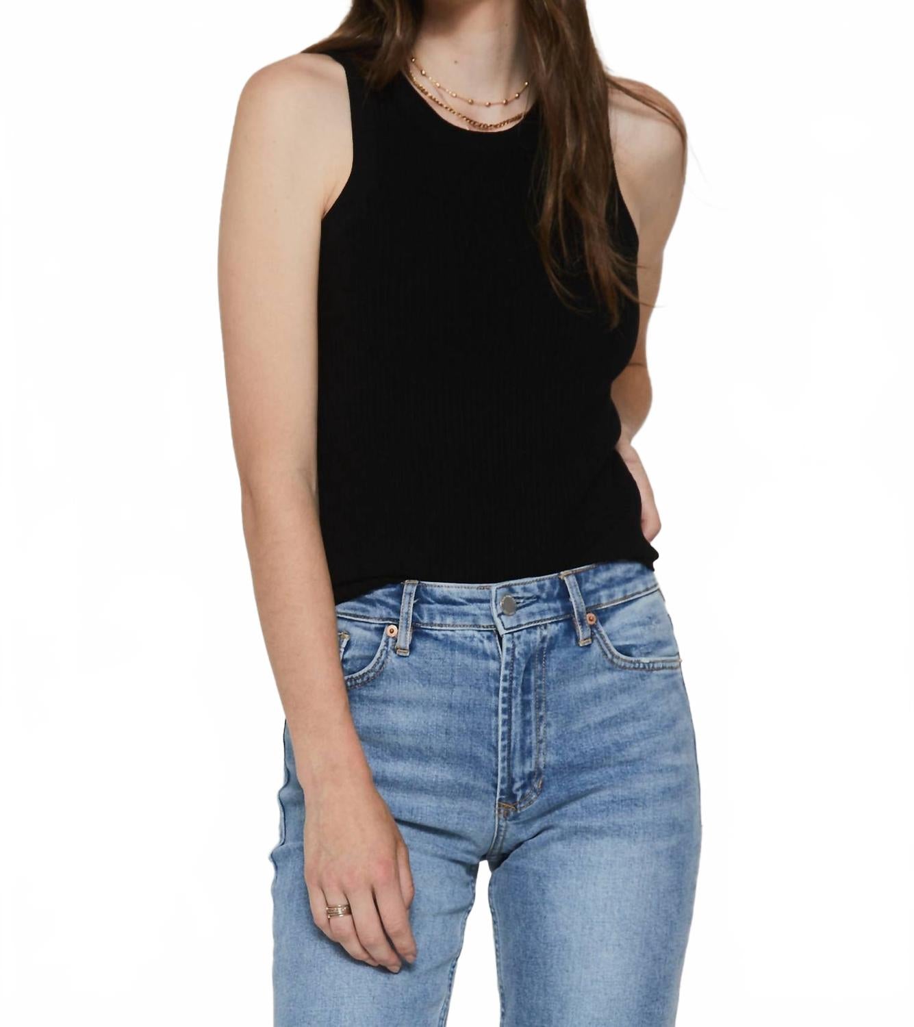 

Cora Майка с высоким воротом и рубчиком в черном цвете Another Love