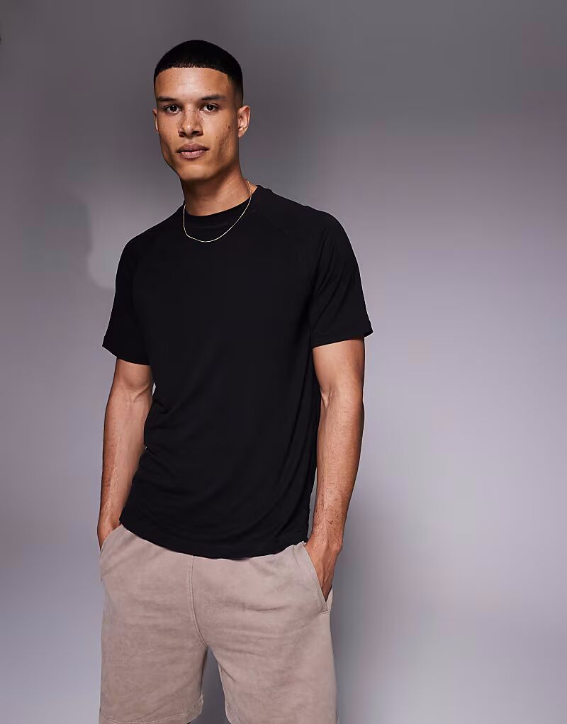 

Свободная тренировочная футболка свободного кроя черного цвета 4505