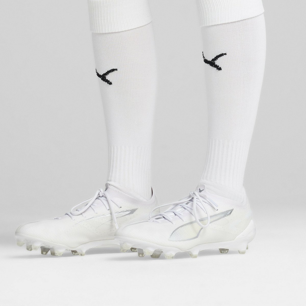 Мужские футбольные бутсы Ultra 5 Ultimate FG PUMA, PUMA White-PUMA
