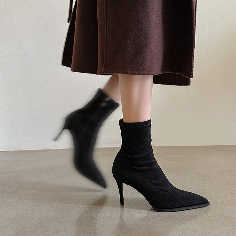 Yeezyy Reezy Черные замшевые женские ботильоны, цвет Black Suede — фото 2