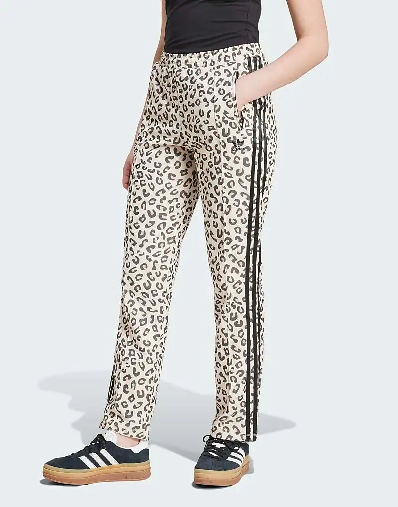 

Леопардовые спортивные штаны Firebird черного цвета adidas Originals