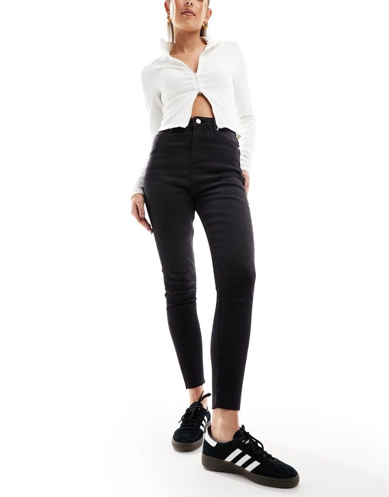 

Черные джинсы скинни Miss Selfridge