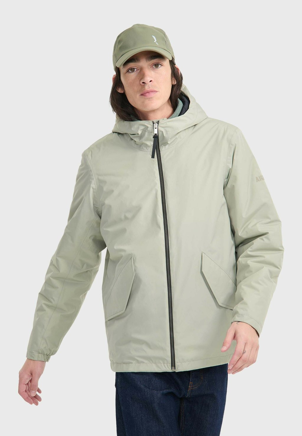 

Легкая куртка Aigle, цвет Celadon Green