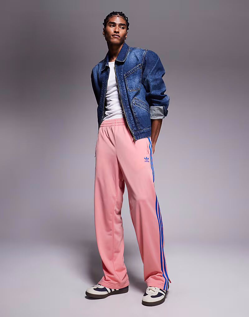

Спортивные штаны Adidas Originals Firebird розового цвета