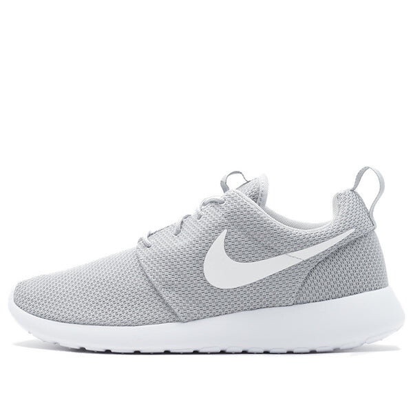 

Кроссовки роше один Nike, серый