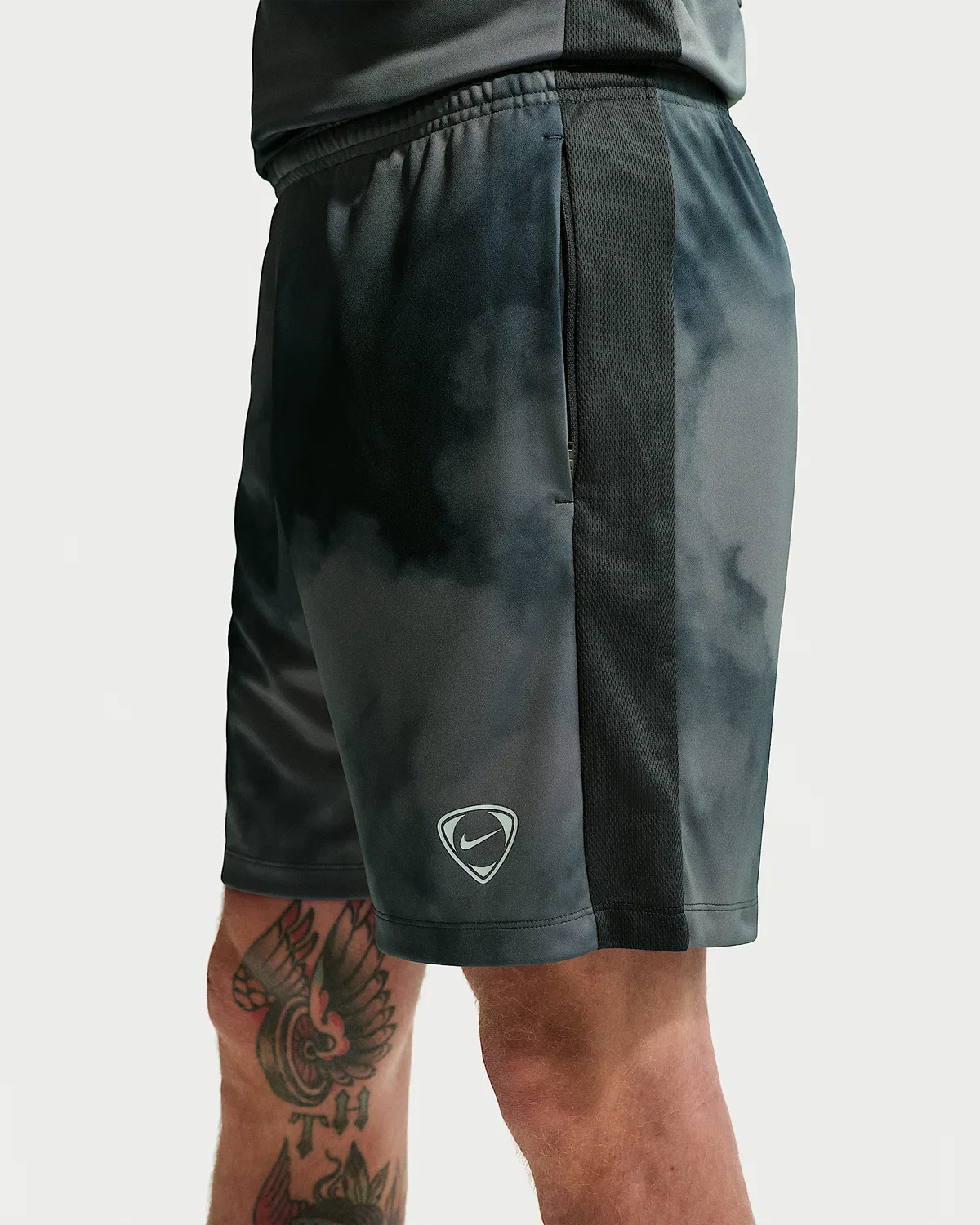 Мужские футбольные шорты Dri-FIT Nike Academy+, Black/Smoke Grey/White — фото 3