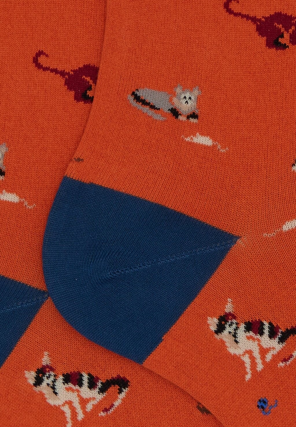 

Носки WITH CAT MOUSE AND BALL MOTIF Gallo, оранжевый