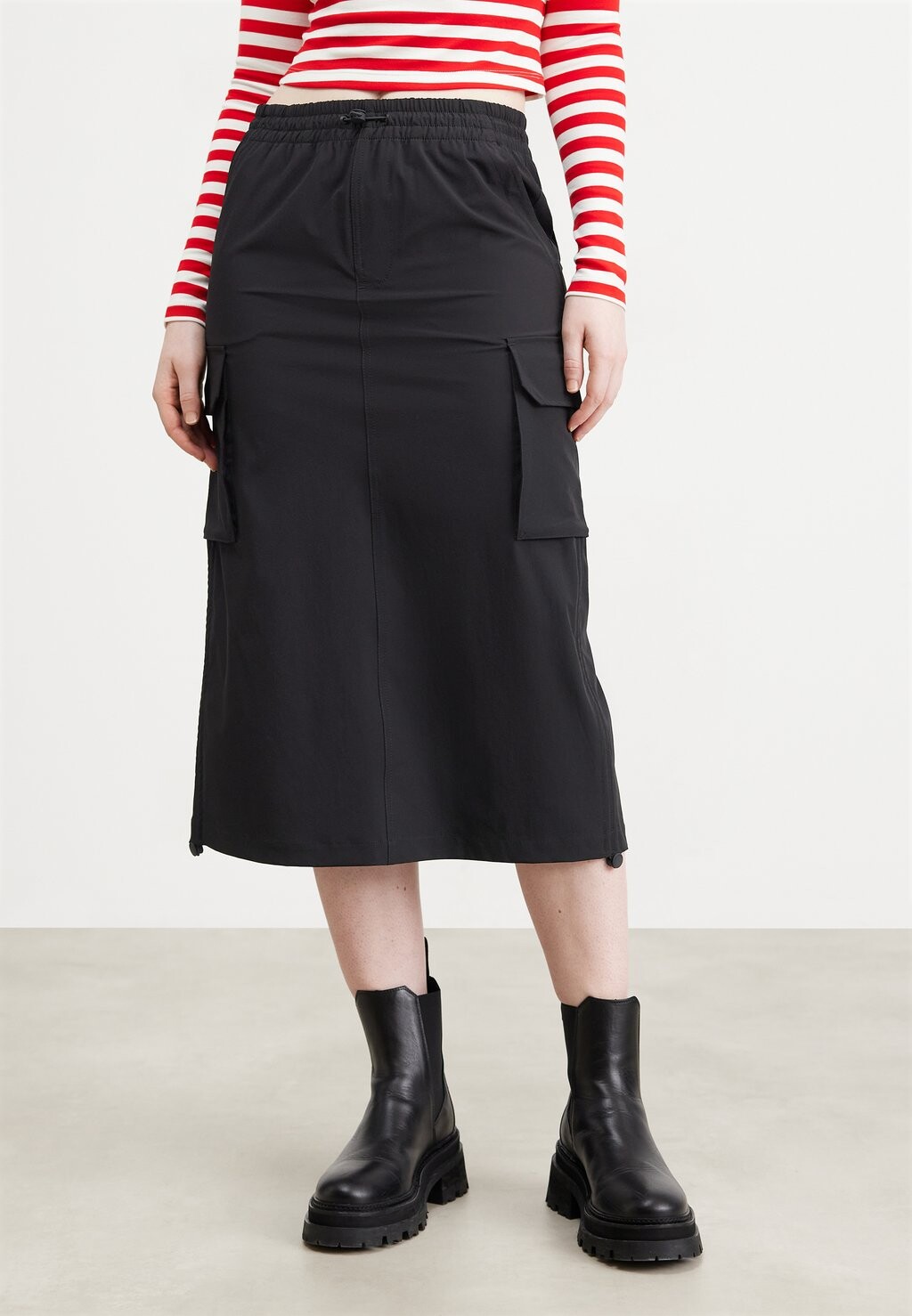 

Юбка А-силуэта PARACHUTE CARGO SKIRT Tommy Jeans, черный