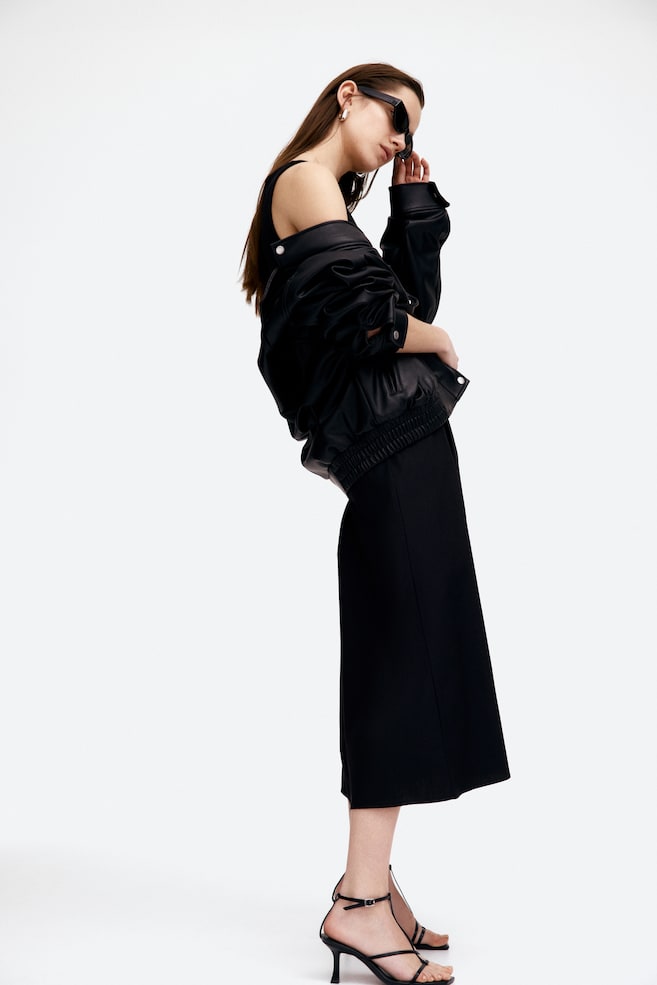 

Расклешенное платье без рукавов H&M, черный