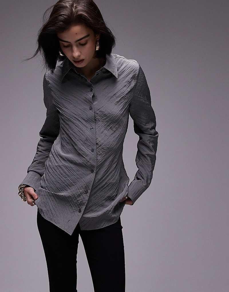 

Topshop - Антрацитово-серая мятая рубашка длинного кроя