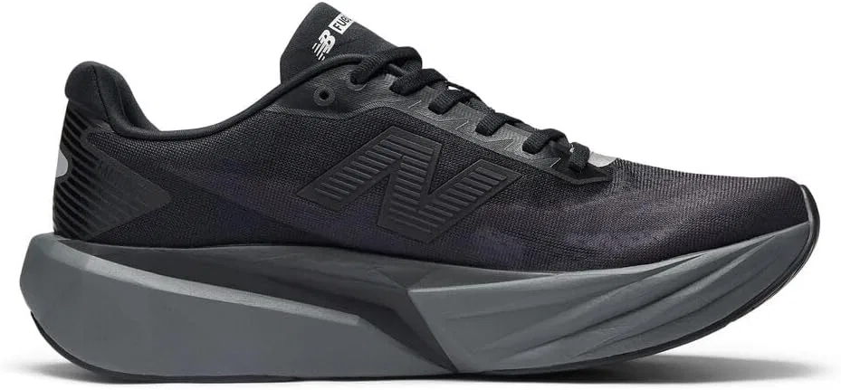 Мужские беговые кроссовки New Balance FuelCell Rebel V5, Black Castlerock Silver Metallic — фото 3