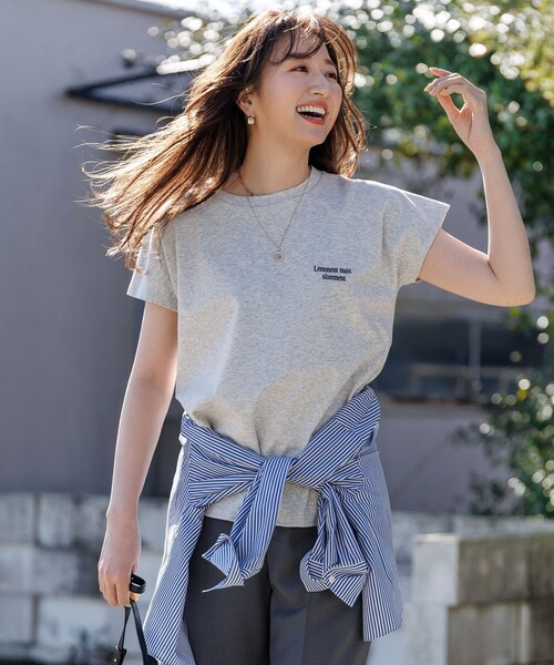 

Хлопковая футболка с логотипом BEAUTY FORM-T, бренд UNFILO, светло-серый