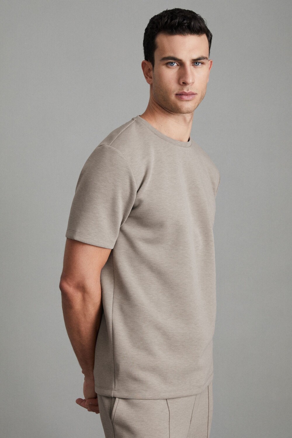 

Футболка Bradley из интерлок-джерси с круглым вырезом Reiss, коричневый