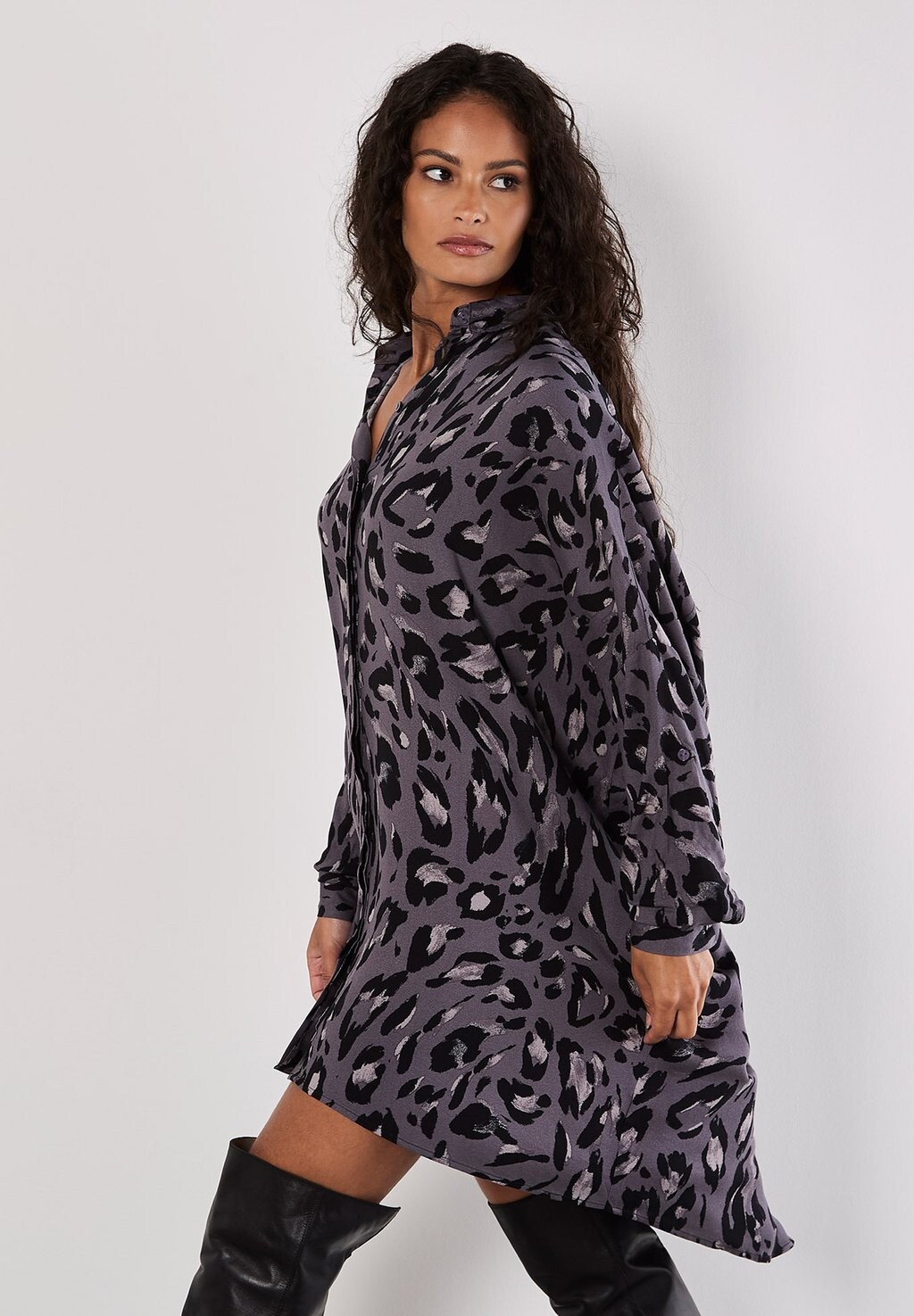 

Платье-рубашка CHEETAH OVERSIZED Apricot, серый
