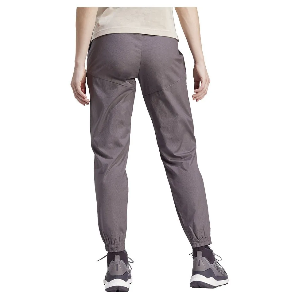 

Брюки adidas Xploric, серый