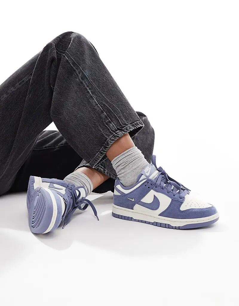 Кроссовки Nike Dunk Low белого и синего цветов