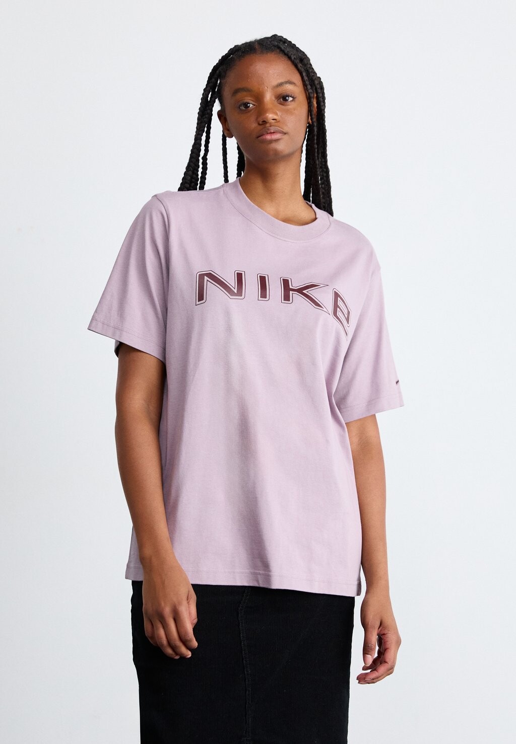 

Футболка с принтом PHOENIX TEE Nike Sportswear, фиолетовый