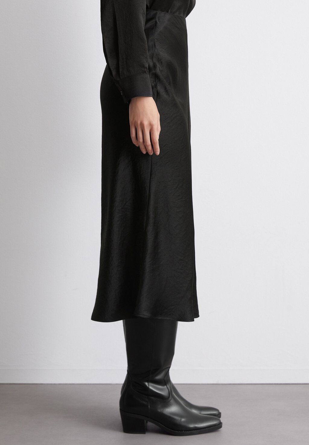 

Юбка А-силуэта SKIRT MID LENGTH BIAS CUT Marc O'Polo, черный