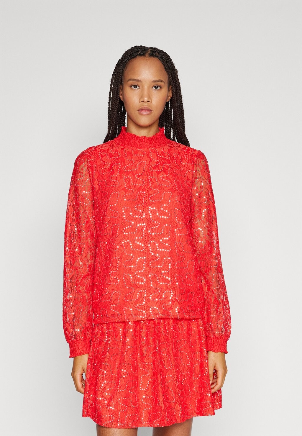 

Блузка Vinina Sequins Smock Top VILA, цвет poppy red/silver