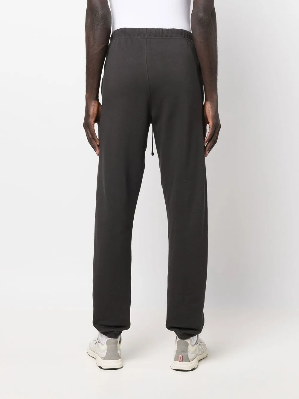 Спортивные брюки кроя слим Fear Of God Essentials, серый — фото 4