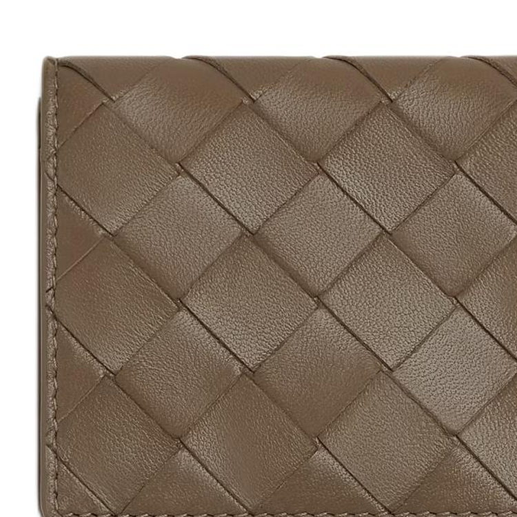 Bottega Veneta Плетёный картхолдер из ягнёнка женский Шишка — фото 4