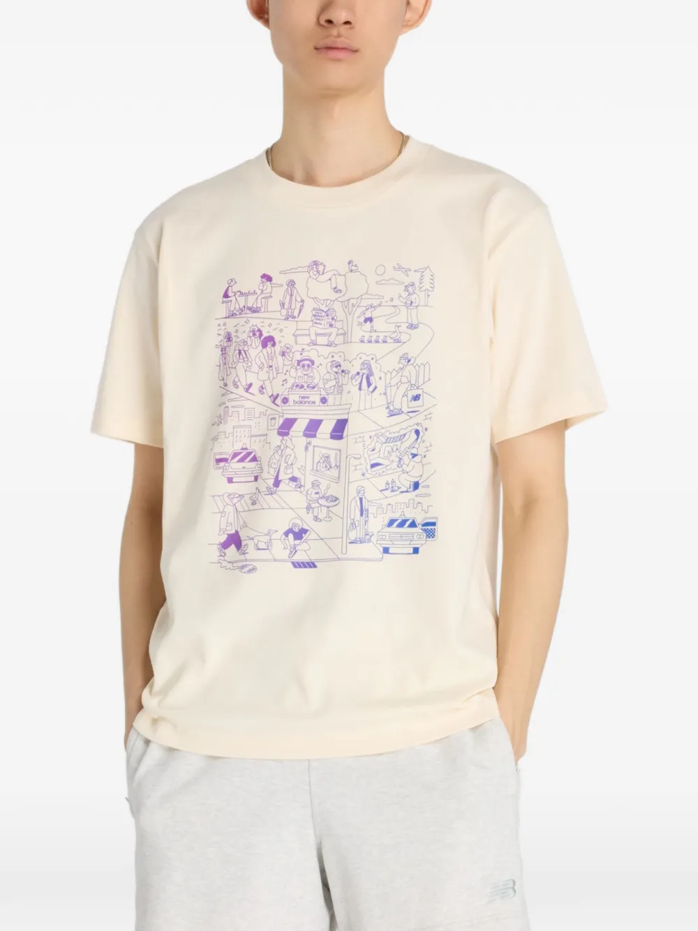 

Футболка с графичным принтом New Balance, бежевый