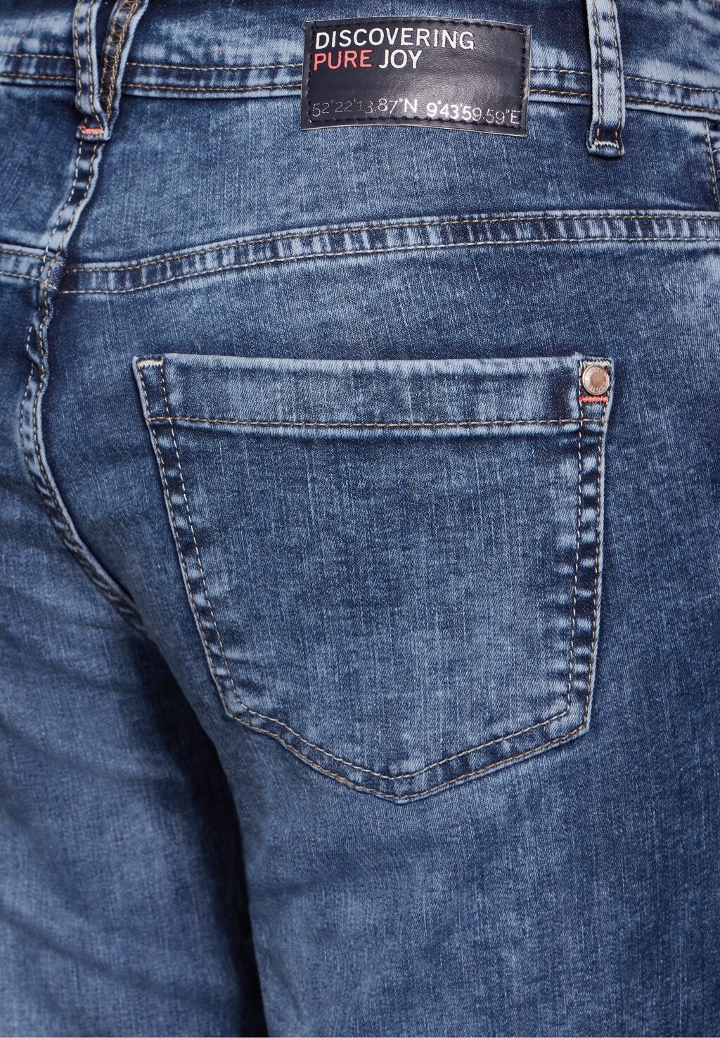 

Джинсы прямого кроя IM CASUAL FIT Cecil, синий