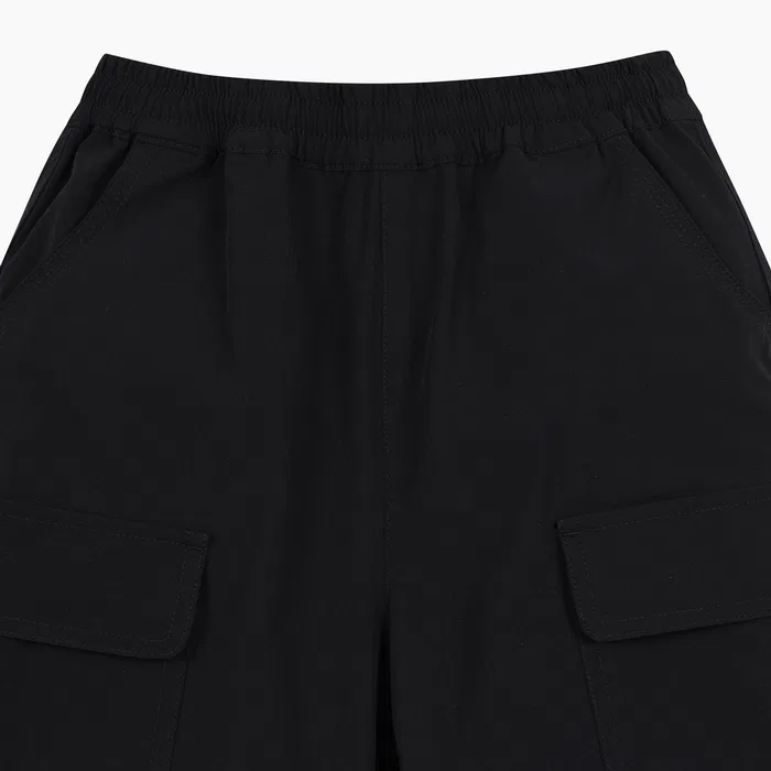 Детские чёрные эластичные шорты 5.5/4 от Benetton Kids — фото 3