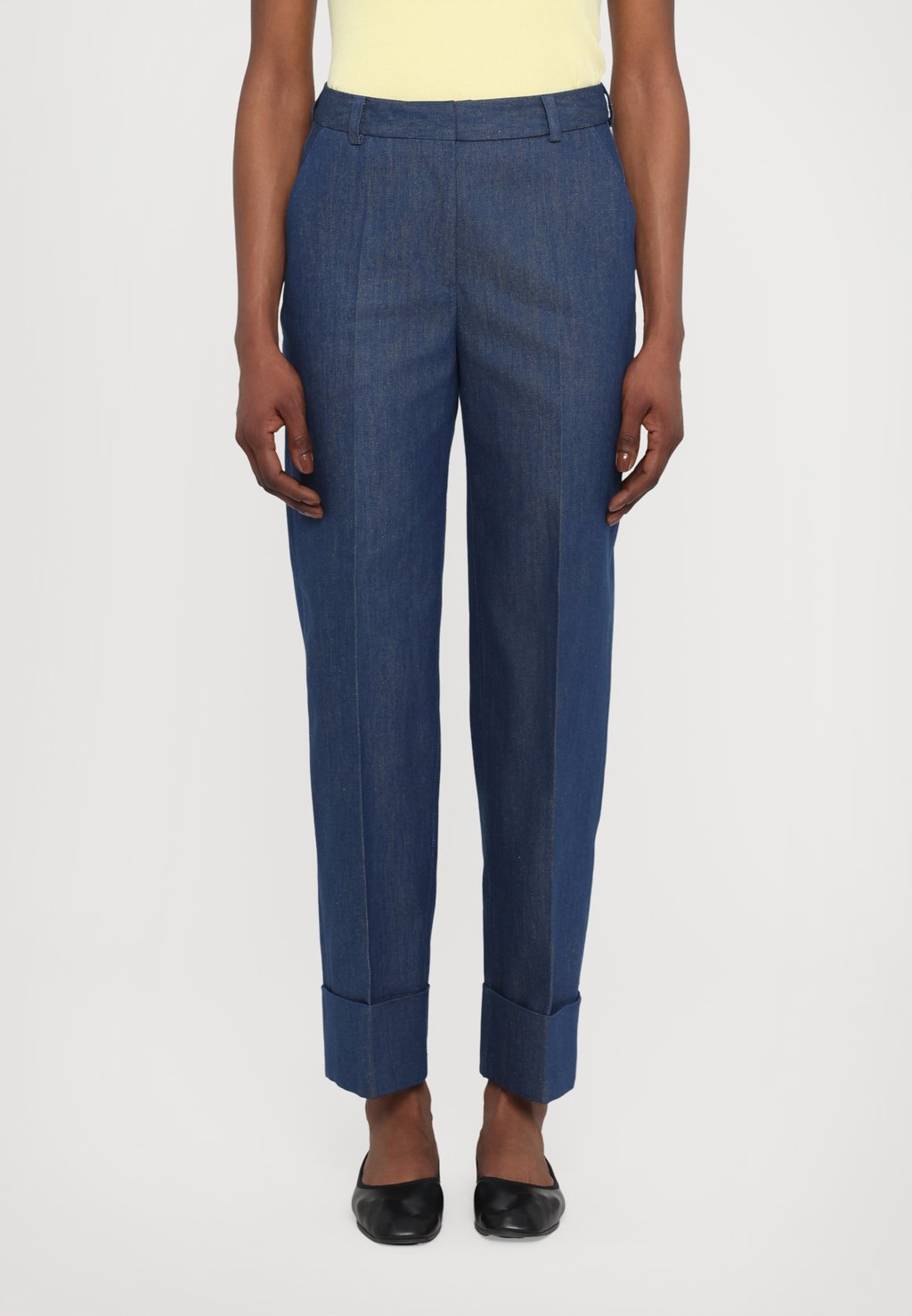 

Брюки ELLIETTE Tiger of Sweden, темно-синий