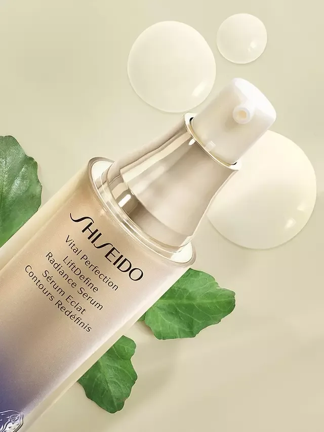 Сыворотка для сияния кожи Vital Perfection LiftDefine Radiance Serum, 80 мл Shiseido — фото 3