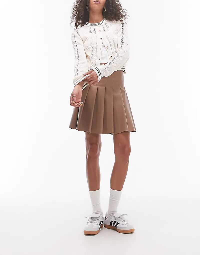 

Мини-юбка Topshop из искусственной кожи с плиссировкой, кофейного цвета