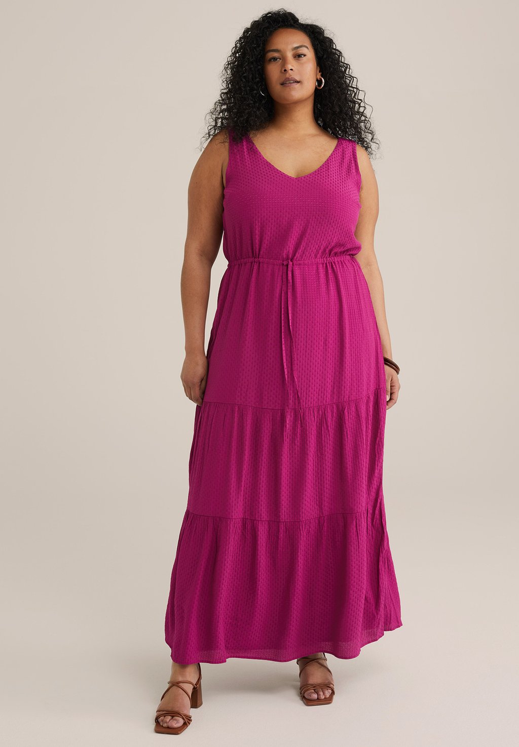 

Платье макси CURVE WE Fashion, фиолетовый