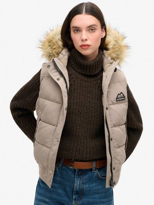 

Жилет из искусственного меха эверест Superdry, цвет Deep Beige Slub