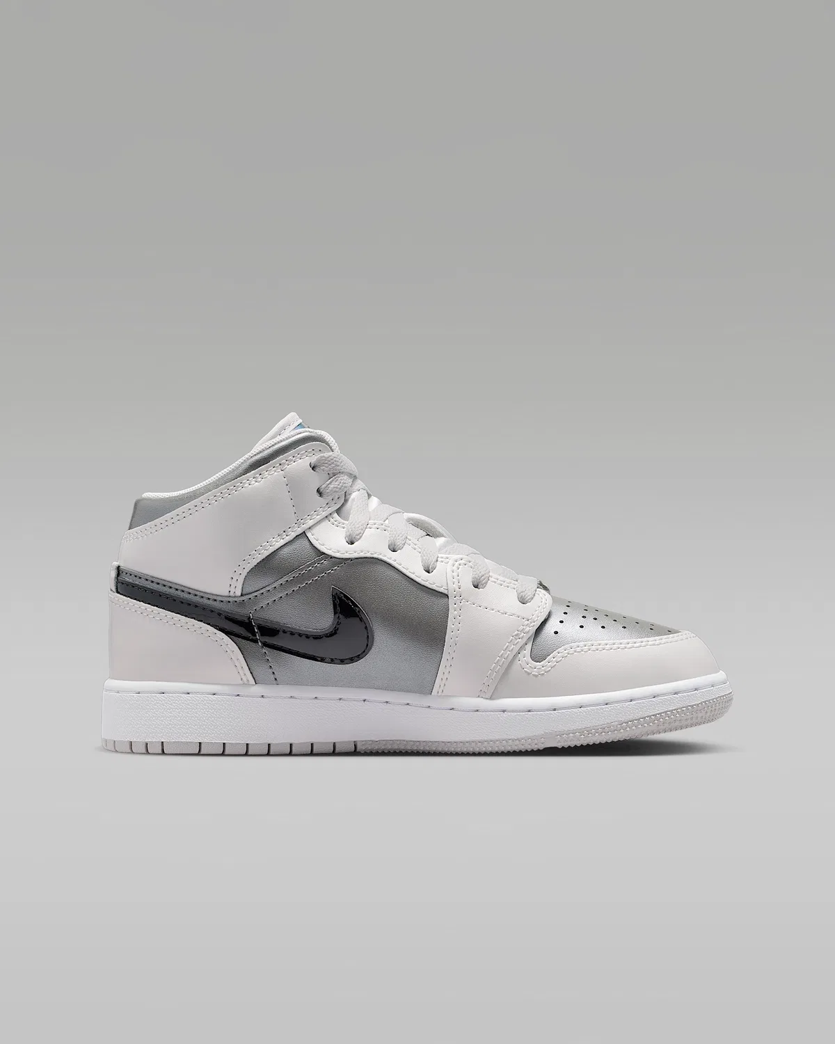 Кроссовки Air Jordan 1 Mid SE для старших детей, Photon Dust/Flat Pewter/Black/Blue Chill — фото 3