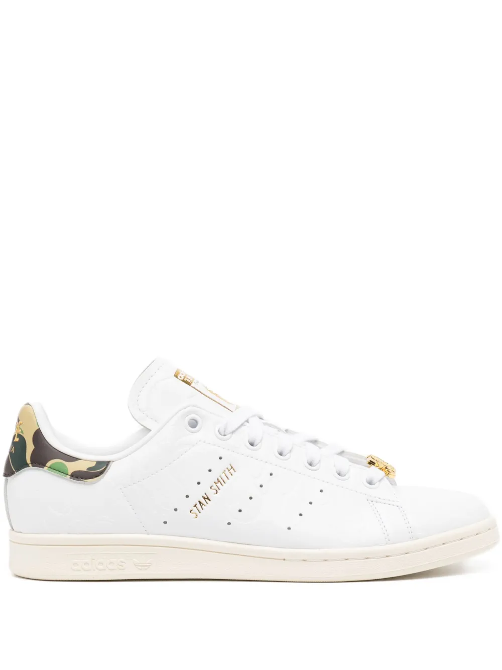 

Кроссовки Stan Smith из коллаборации с Adidas A BATHING APE, белый