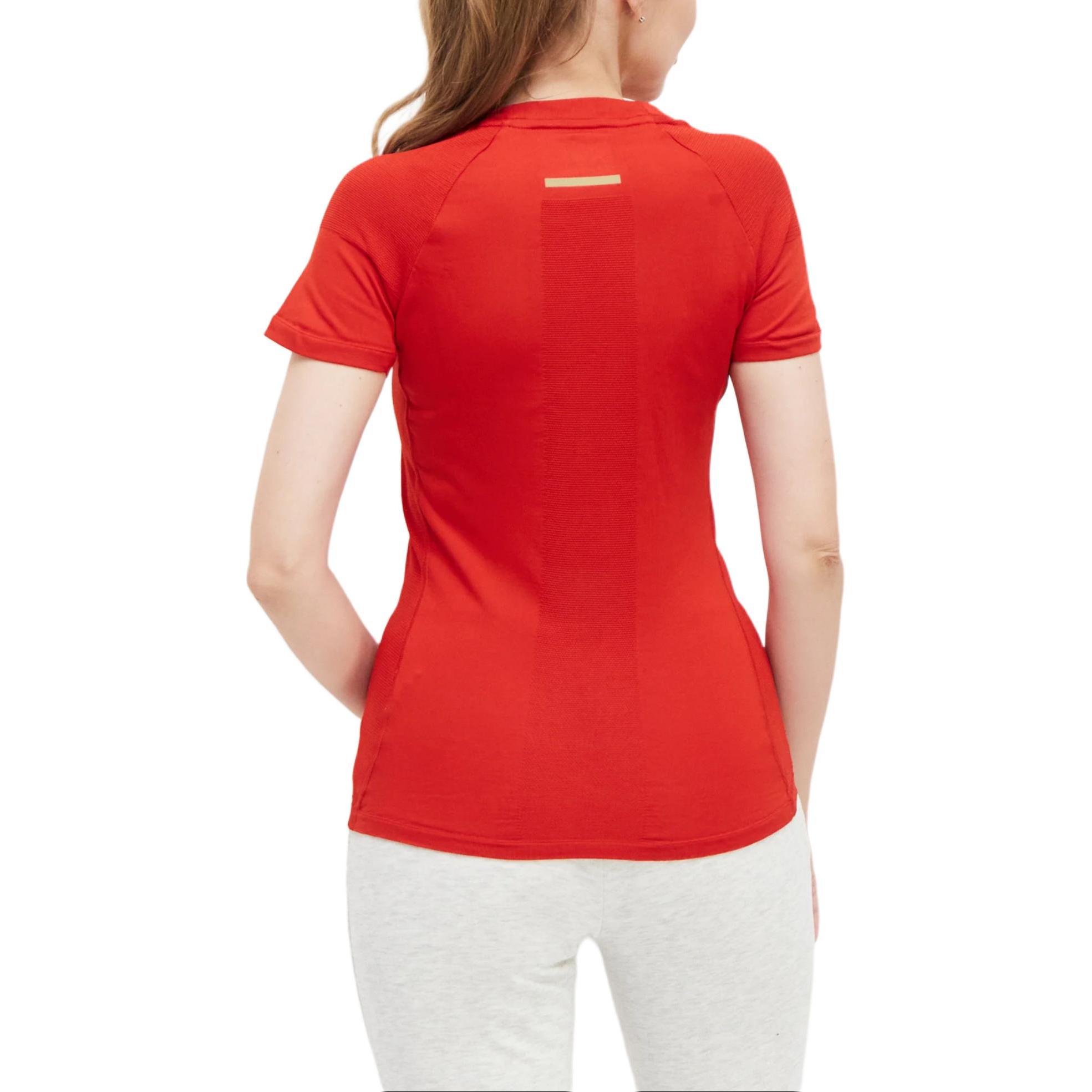 Женская красная футболка Adidas Sportswear — фото 3