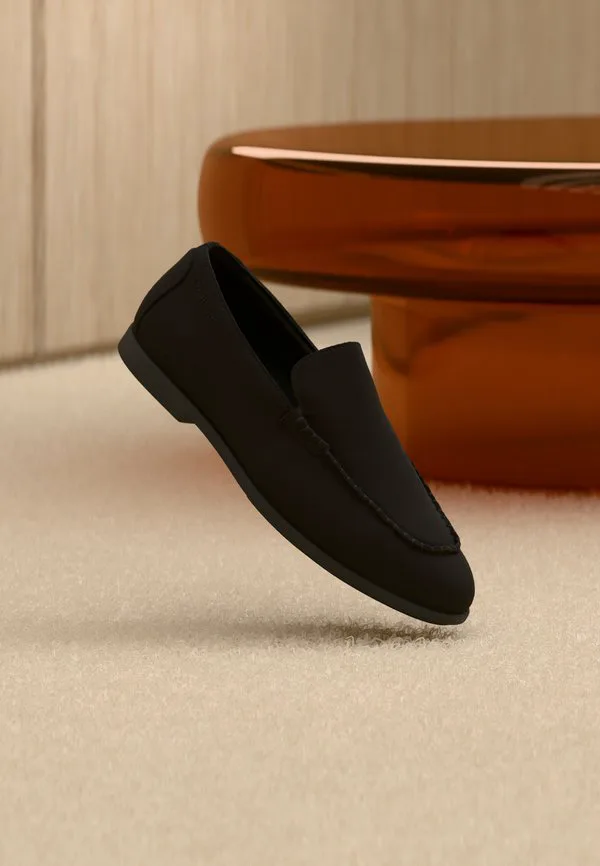 Слипоны с низким профилем Calvin Klein, Triple Black