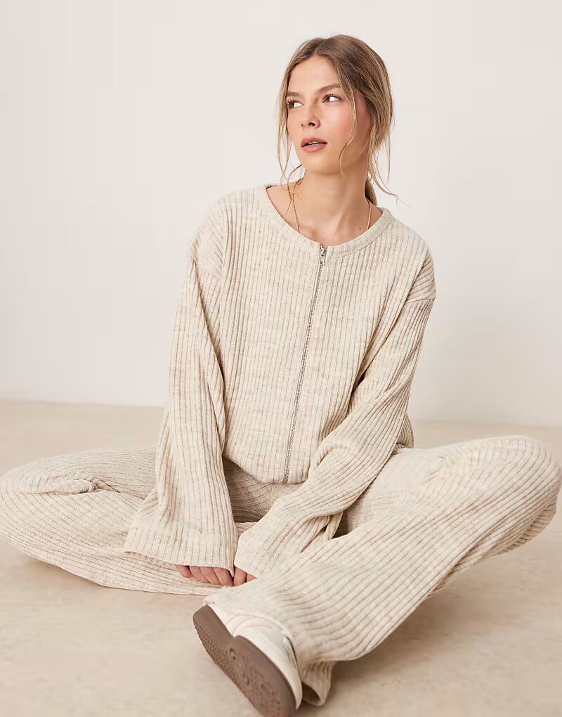 

Топ ASOS DESIGN Coord с круглым вырезом и застежкой-молнией цвета экрю
