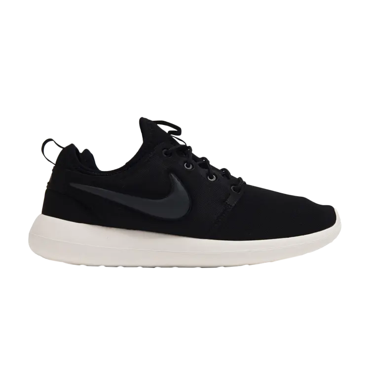 

Кроссовки Nike Roshe Two 'Black', черный