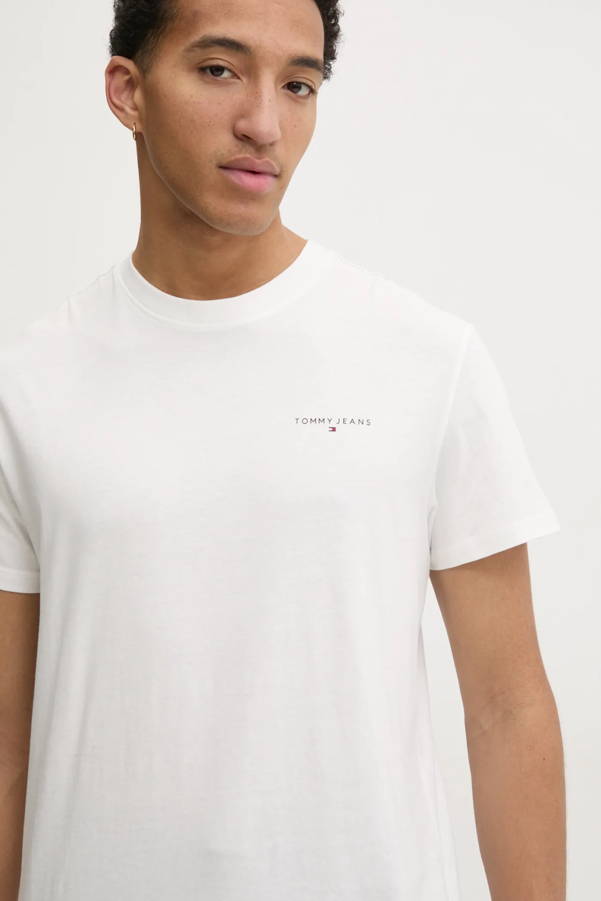 

Хлопковая футболка Tommy Jeans, бежевый
