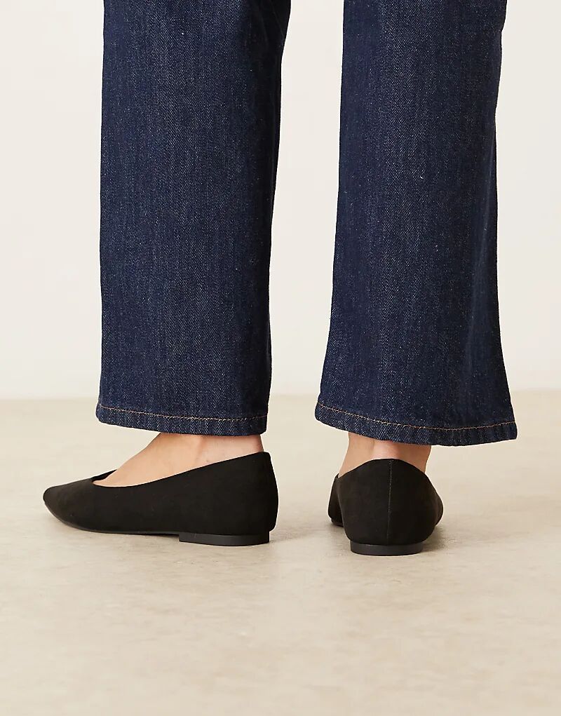 Балетки Ludo Wide Fit с острым носком из черной замши ASOS DESIGN — фото 2