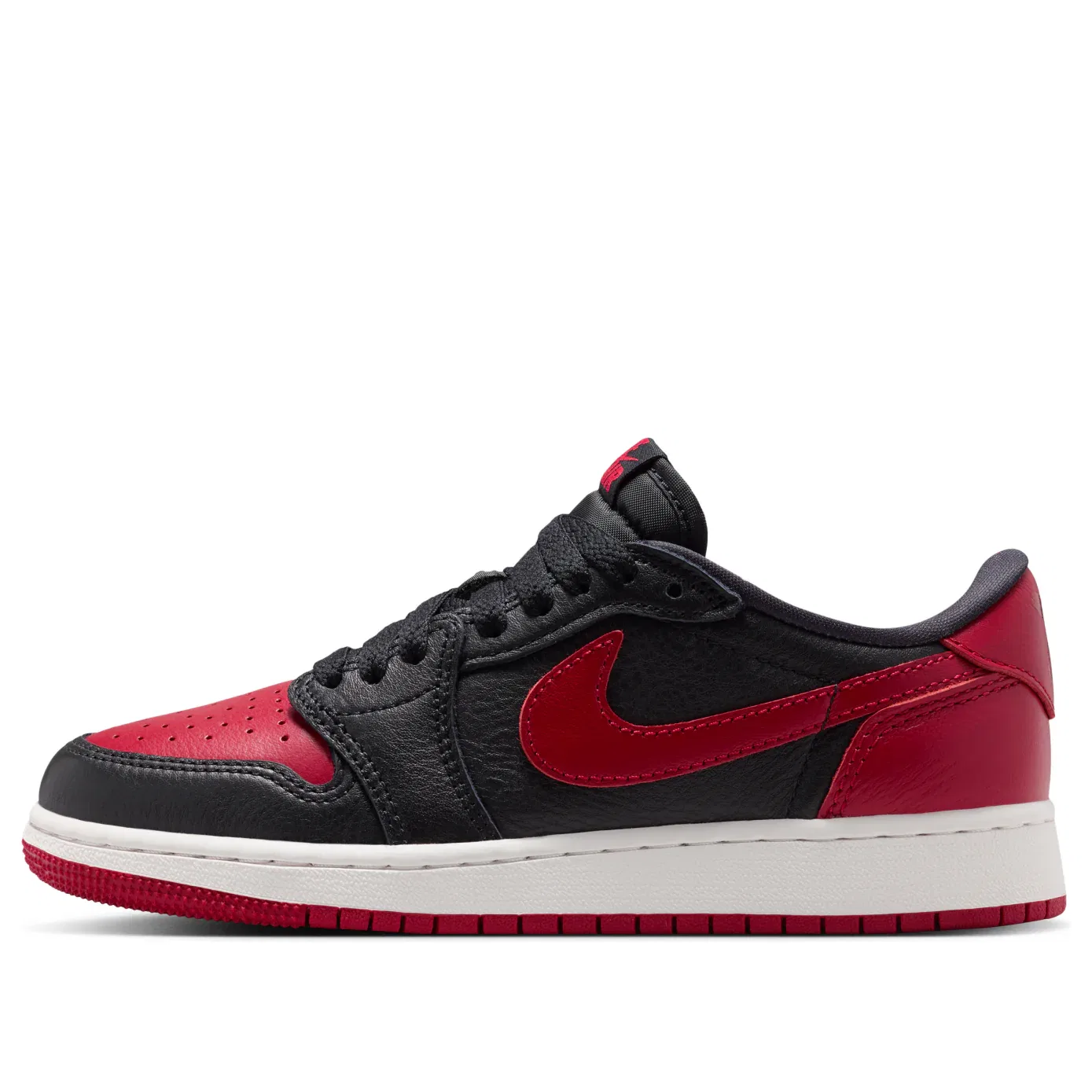 Кроссовки Air Jordan 1 Retro Low OG 'Banned' IW6277-001, красный
