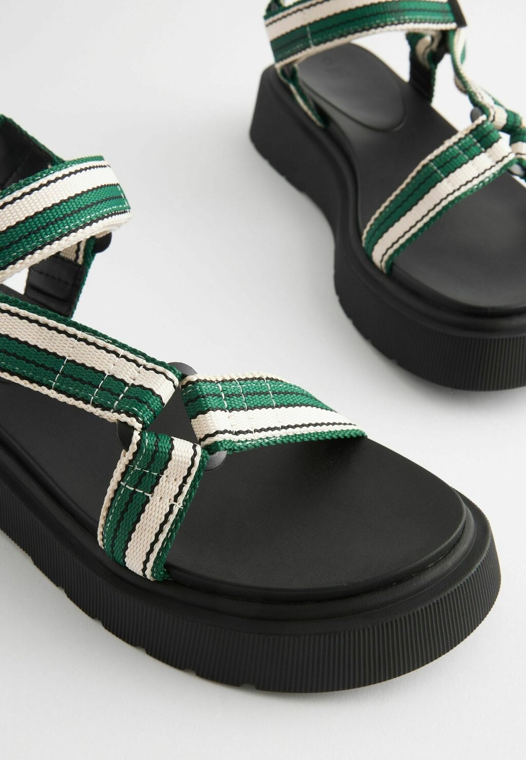 

REGULAR FIT Webbing Chunky Next, Сандалии зеленый