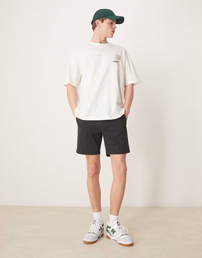 

Узкие шорты-бермуды средней длины ASOS DESIGN черного цвета